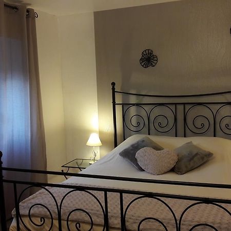 Chambre D'Hotes Le Saut De La Truite ออเบย์ ภายนอก รูปภาพ